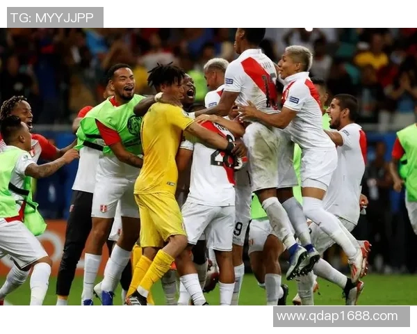 波兰与智利激战成平局双方各自展现实力与韧性